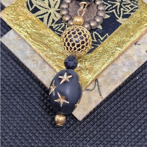 Vintage 80s Black & Gold Iridescent Dangle Brooch Pin – Chic Statement Accessory - Picture 4 of 7